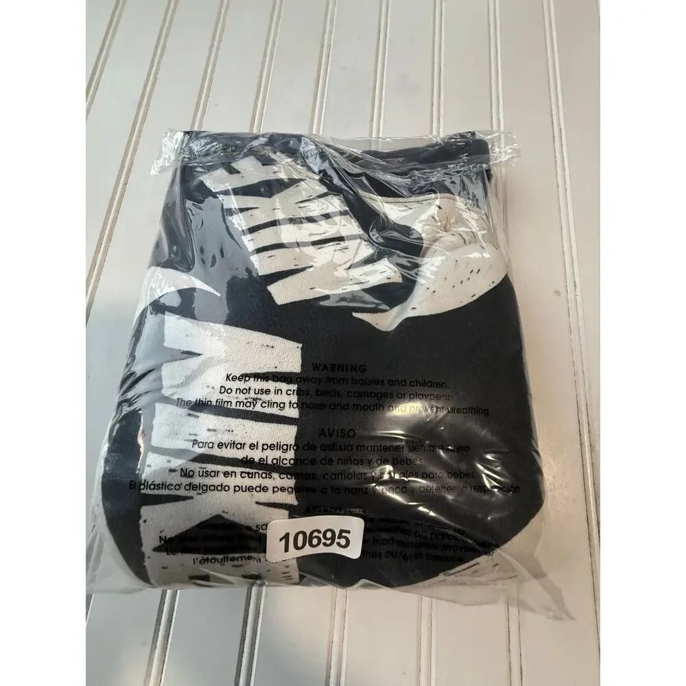 Nike Women’s Large Black White Logo Dolman Sleeve Cropped Sweatshirt